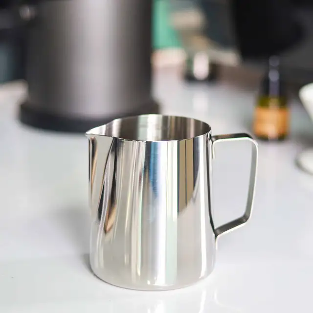 Steel Milk Jug | 600ml Stainless Steel Milk Frothing Pitcher for Coffee, Lattes, and Cappuccinos (Silver)