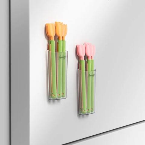 Magnetic Tulip Fridge Food Storage Clips | Reusable Folding Sealer for Snacks and Food Bags