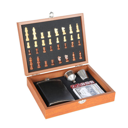 Premium Hip Flask Gift Set | Wooden Chess Box with Customizable Name | Includes 250ml Hip Flask, Shot Glasses, and Foldable Utensils