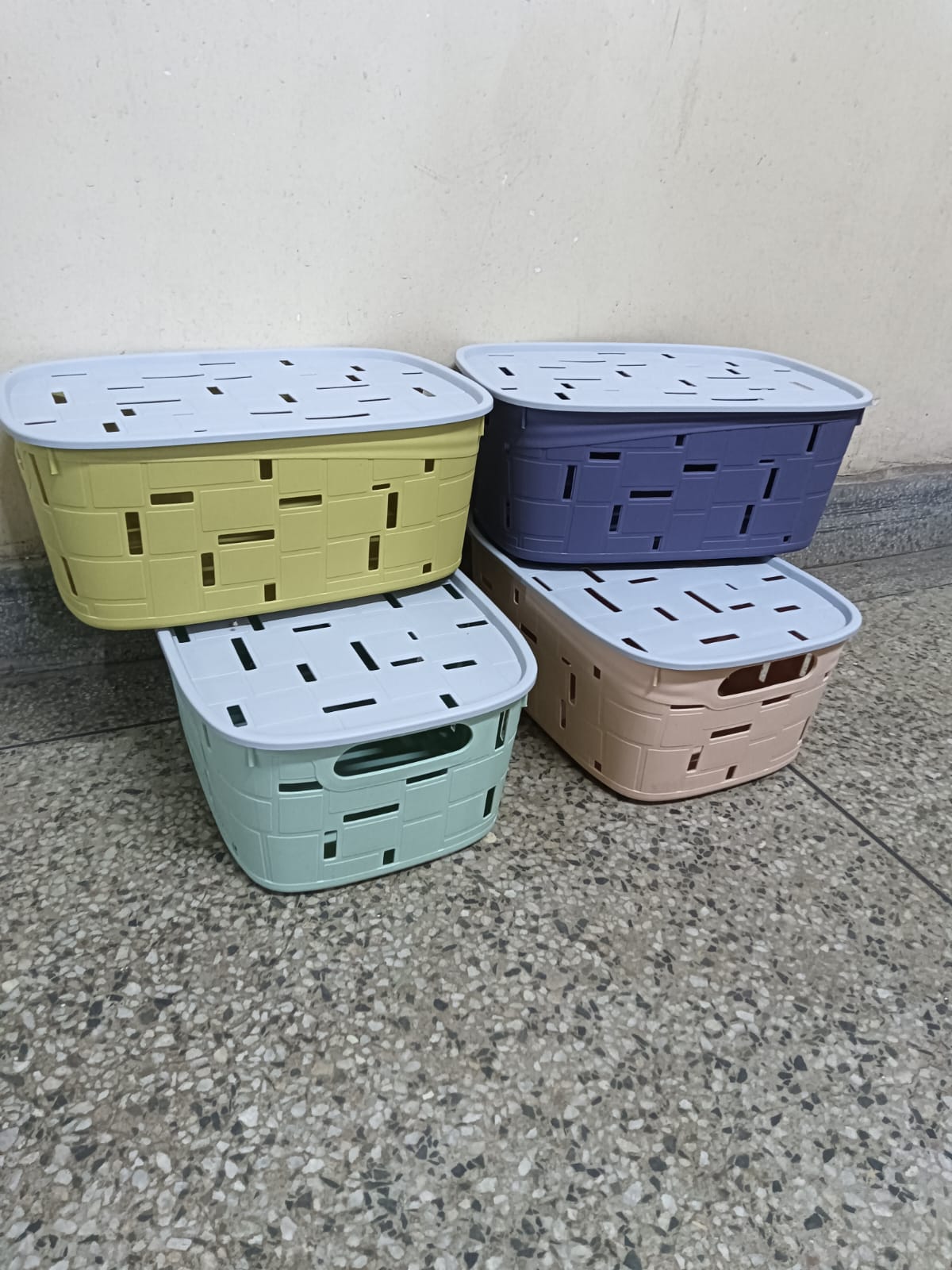 Multipurpose Sundries Storage Baskets with Lid