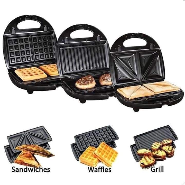 3 in 1 Sandwich Maker – Sandwich, Waffle, and Grill Combo