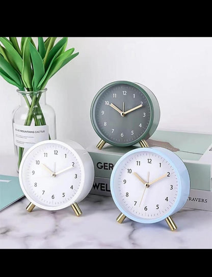 European Fashion Electronic Alarm Clock – Mute Quartz Table Clock for Home, Bedroom, Student Desk (White, Dark Green, Blue)