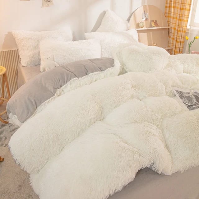 6 Piece Luxury Velvet Plush Fluffy Duvet Set | Soft Fleece Bedding | Sizes 6x6 & 6x7 | Includes Pillowcases & Bedsheet