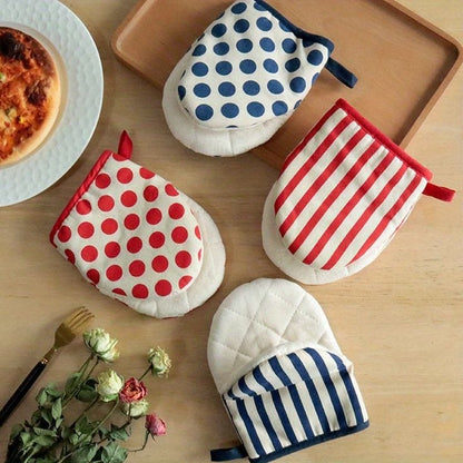 Heat Resistant Oven Gloves Cotton Material, 240°C Heat Insulation, Anti-Scalding with Convenient Storage Loop