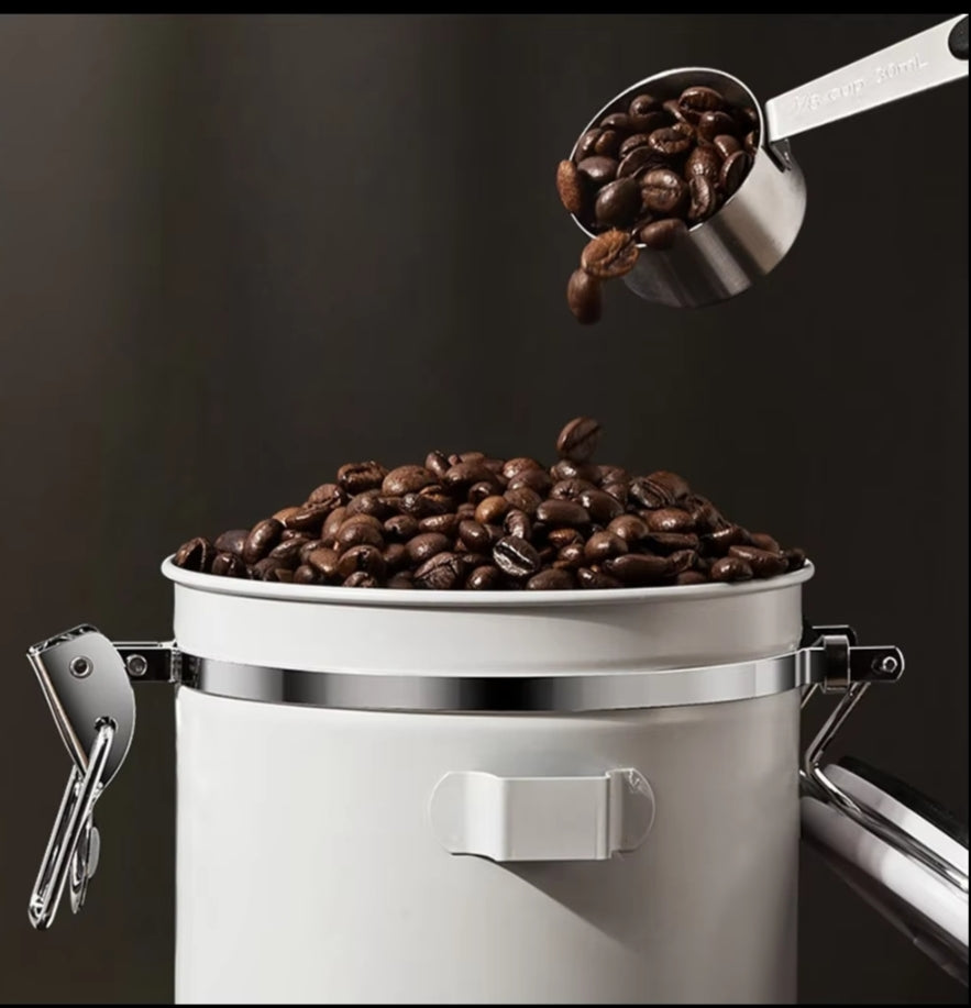 Stainless Steel Coffee Bean Vacuum Storage Container / 1800ml Airtight Food Canister with CO2 Valve, White