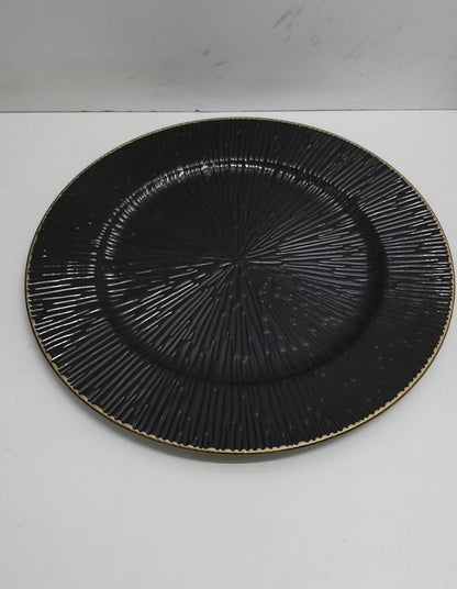 Classy Round Decor Charger Plates  Elegant Table Setting, 33cm Diameter, Perfect for Weddings and Events