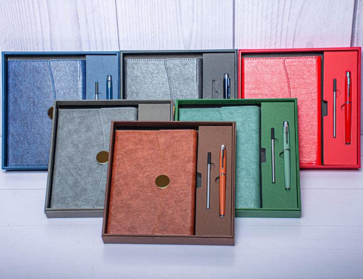 Executive Notebook Gift Set | LeatherBound Notebook & Refillable Pen