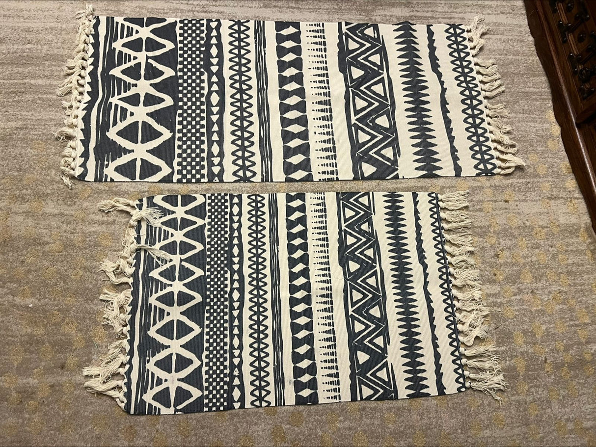 Stylish Cotton Woven Rugs Durable & Versatile in Multiple Sizes