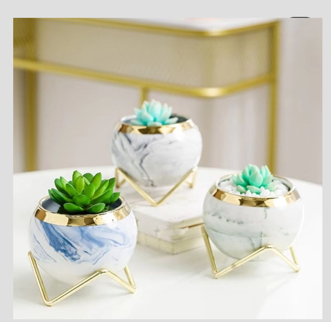 Simple Creative Succulent Planter – Ceramic Pot with Gold Frame, Includes Artificial Flower and White Stones, Available in Green, Gold, and White