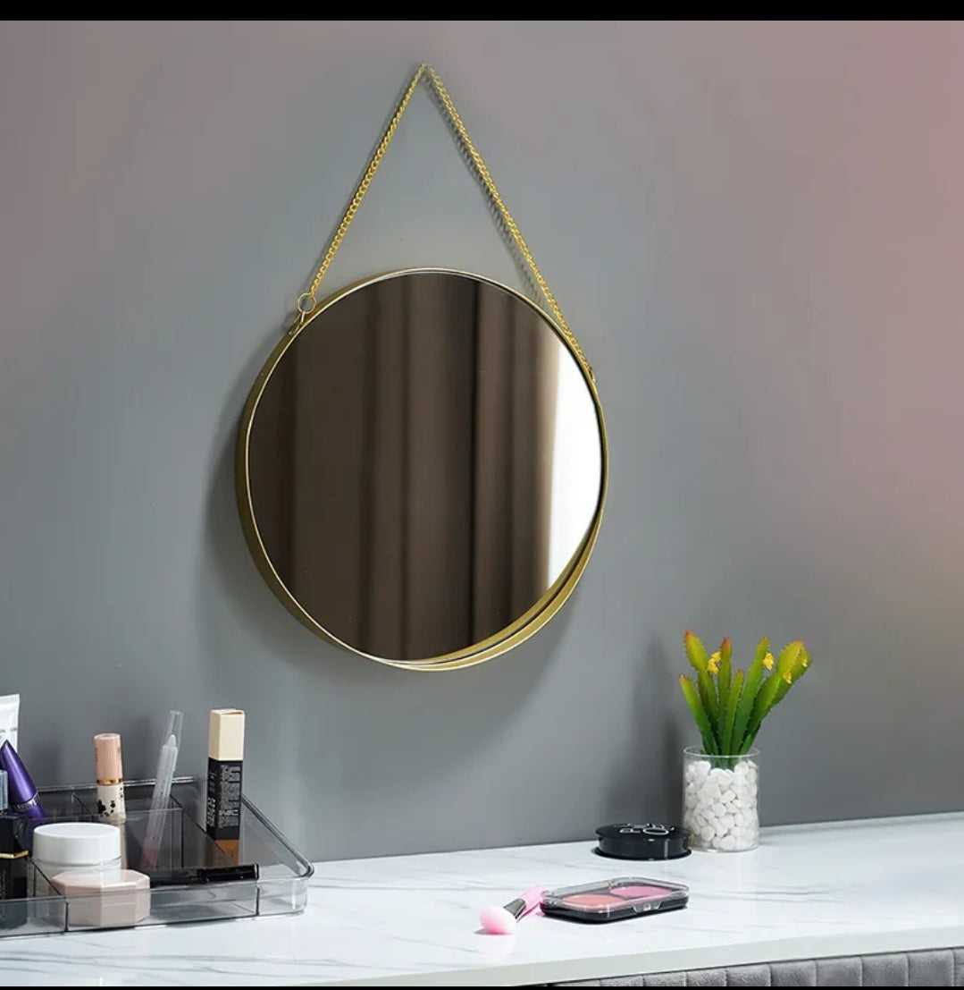 Decor Mirror with Hanger Chain – 30.5cm Diameter, Gold Frame