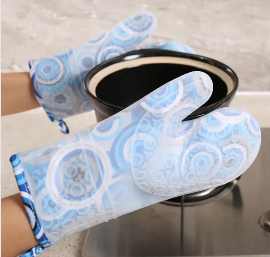 Cotton Oven Mitt and Heat Insulated Mat Set Double Layered Microwave|Oven Mitt with Heat-Resistant Mat