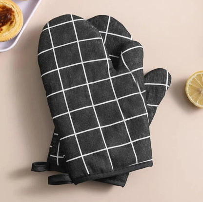 Heat-Resistant Cotton & Linen Oven Gloves  Available in Black, Yellow, and Grey