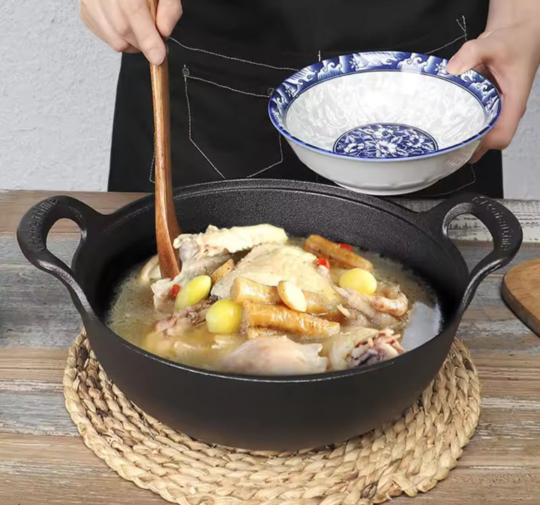 Pre Seasoned Pure Cast Iron Flat Bottom Wok with Wooden Lid | 27cm | Double Handles