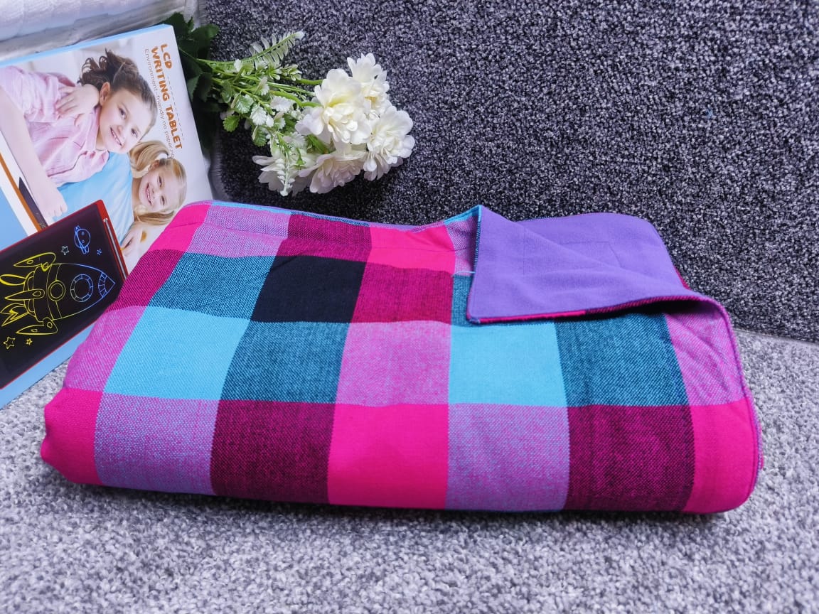 High Quality Maasai Fleece Blanket | 150cm x 200cm (5 by 6)| Vibrant & Cozy Traditional Design