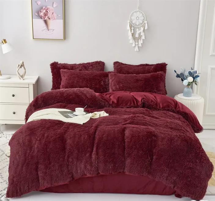 Fluffy Duvet Set 6x7 with 4 Pillowcases & 1 Bedsheet | Comfortable Cotton Bedding