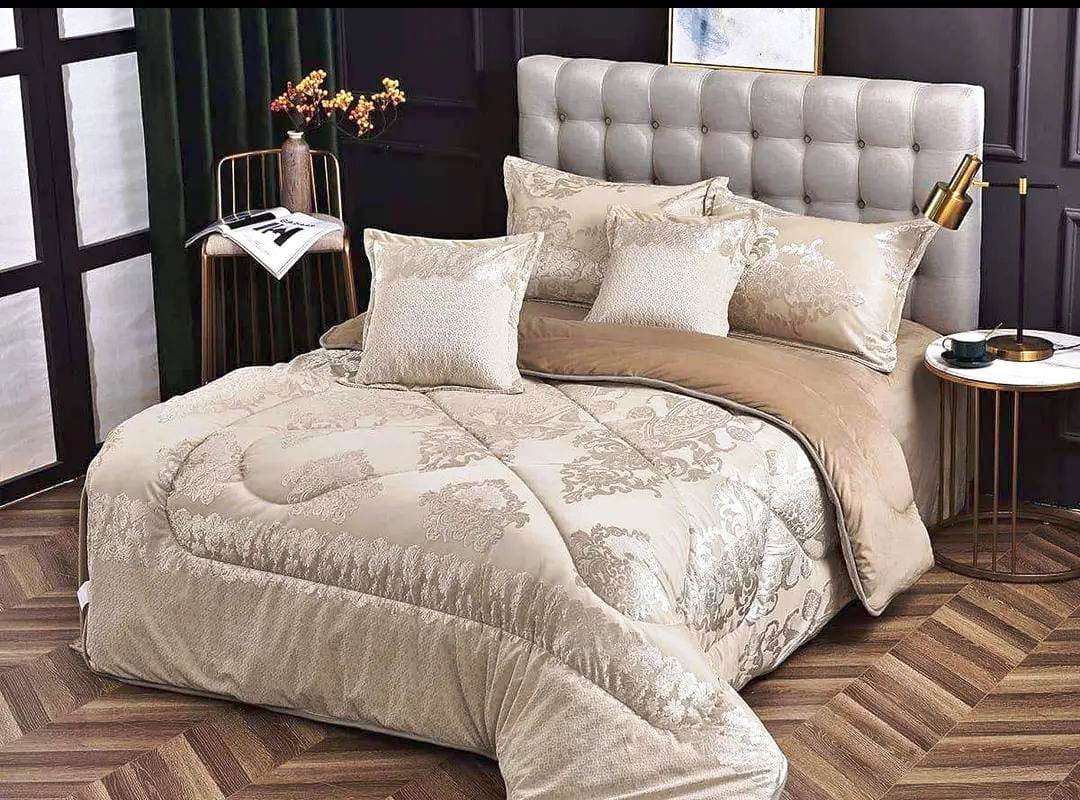 Silk Duvet Set with 2 Pillowcases and 1 Bedsheet | Luxurious Bedding Set for Ultimate Comfort