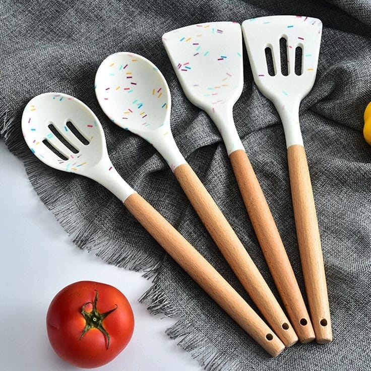 Unique White Marble Silicone Spoon Set | Heat Resistant & Non Scratch Kitchen Utensils | Elegant Kitchen Tools