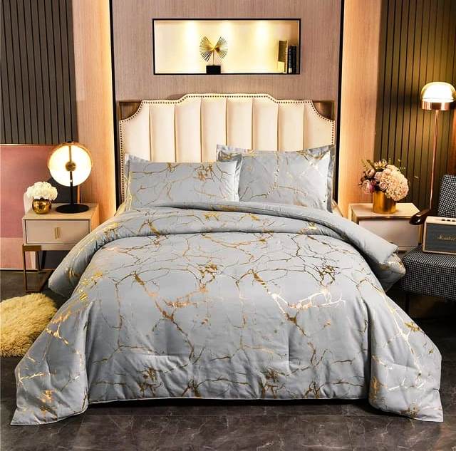 Luxury Gold Marble Texture Foil Style Duvet Cover Set | 6x6 & 6x7 Sizes | High Quality Fabric | Includes Bedsheet & 2 Pillowcases