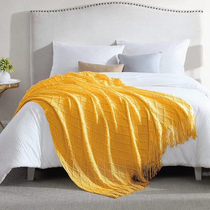 High Quality Knitted Throw Blankets | Soft Acrylic Cashmere Decorative Blanket for Sofa and Bed | 130 x 230 cm