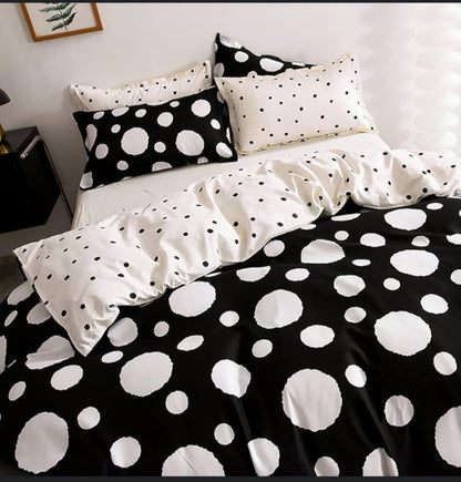 Heavy Cotton Binded Duvet Set | 7x7 Duvet with 1 Bedsheet & 2 Pillowcases