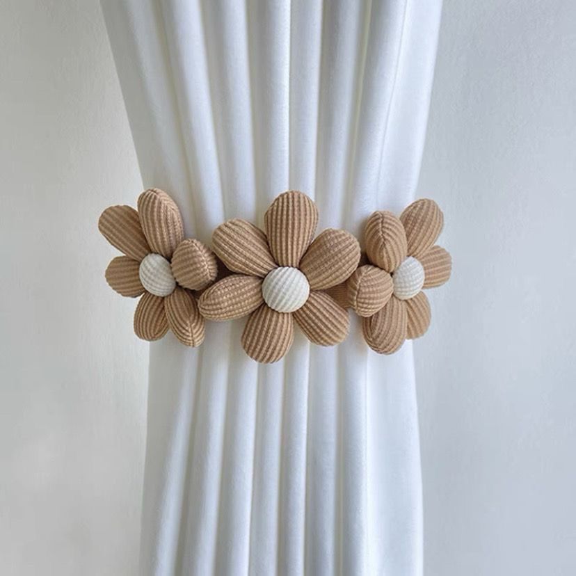 Handwoven Fabric Flower Drapes Tiebacks – Flexible and Decorative Drape Fasteners, Multifunctional