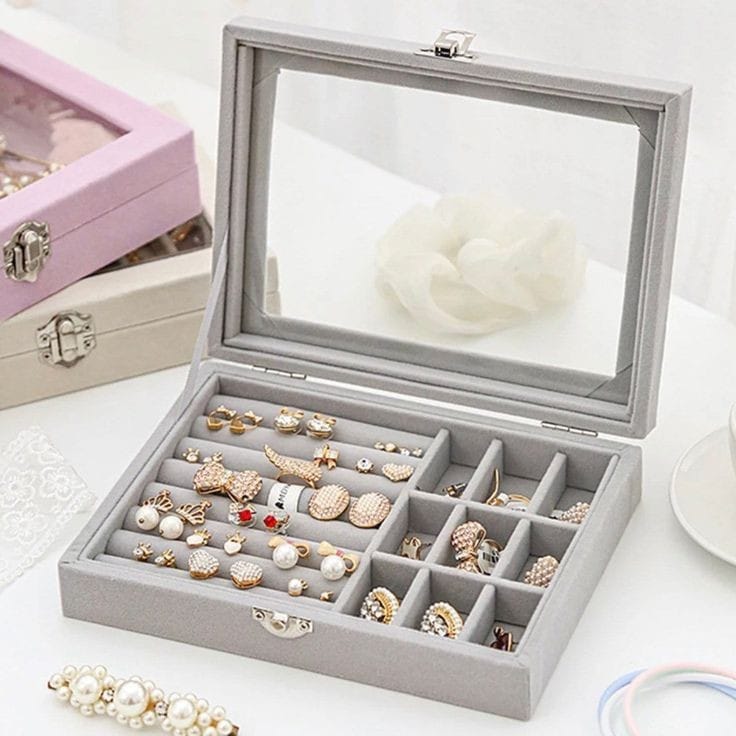 Flannel Ring & Jewelry Box | Soft Velvet Organizer for Rings, Earrings, Necklaces