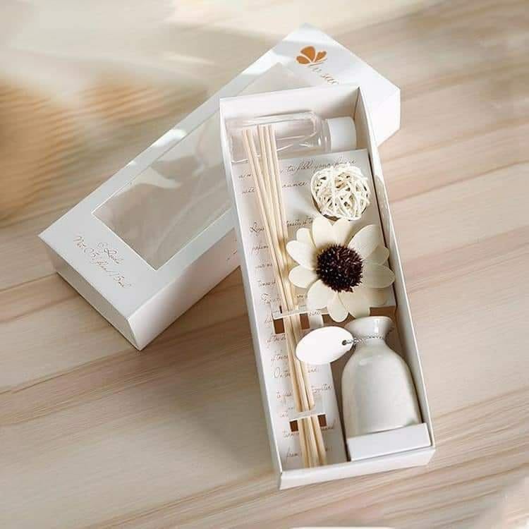 Aroma Ceramic Reed Diffuser | 30ml Home Fragrance with Natural Sticks | Scents: Jasmine, Osmanthus, Rose, Lily, Lavender