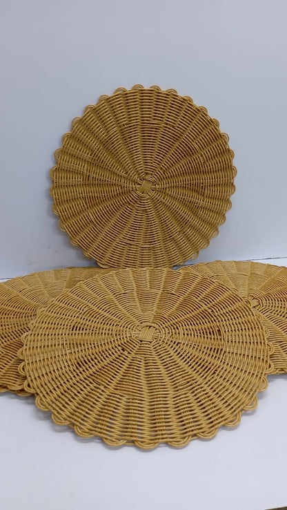 6 Piece Rattan Unique Mats Set | 33cm Diameter Stylish Mats | Perfect for Home Decor