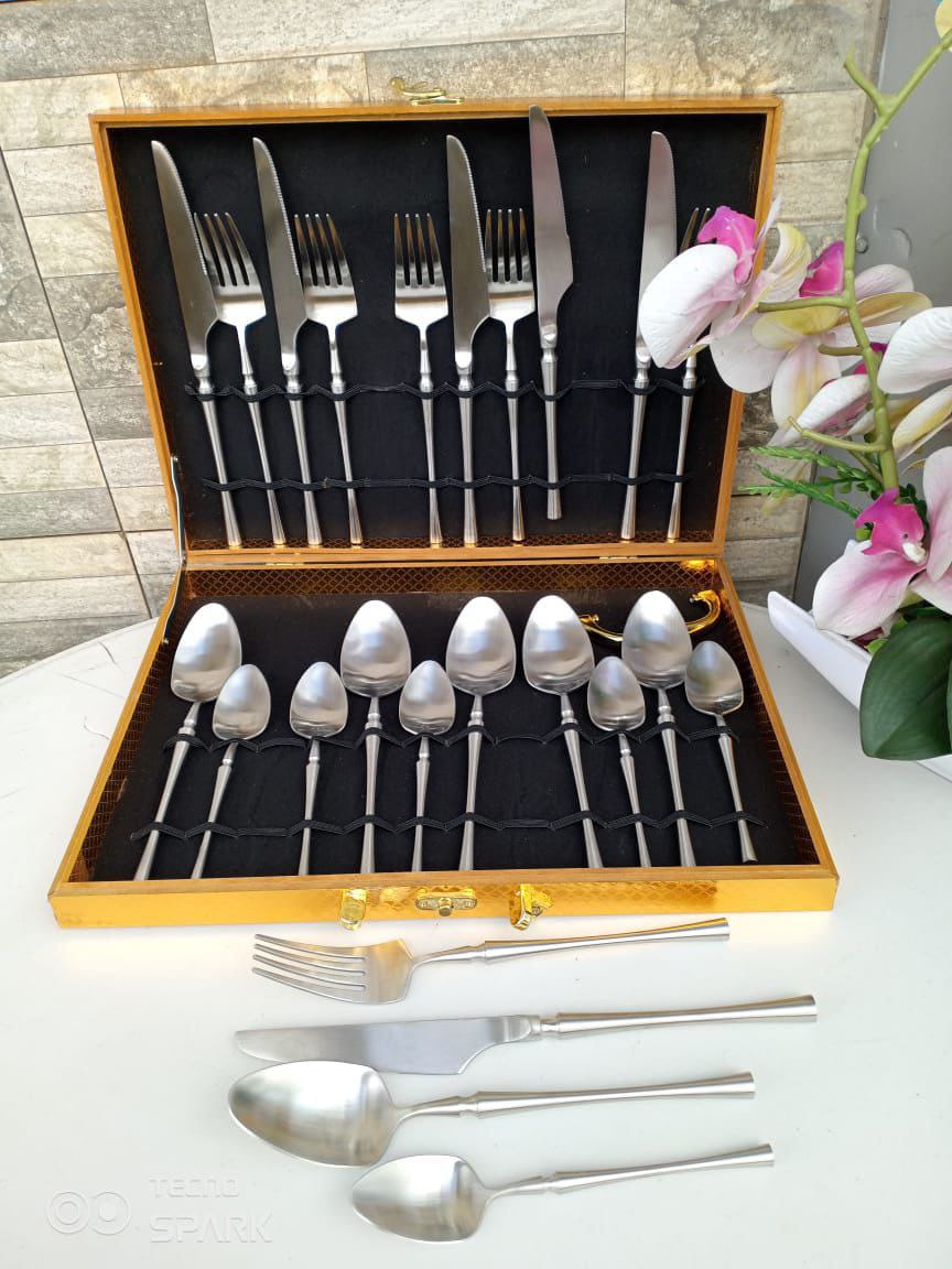 High Quality Vintage Cutlery Sets | 24 Piece Set | Gold and Silver Available